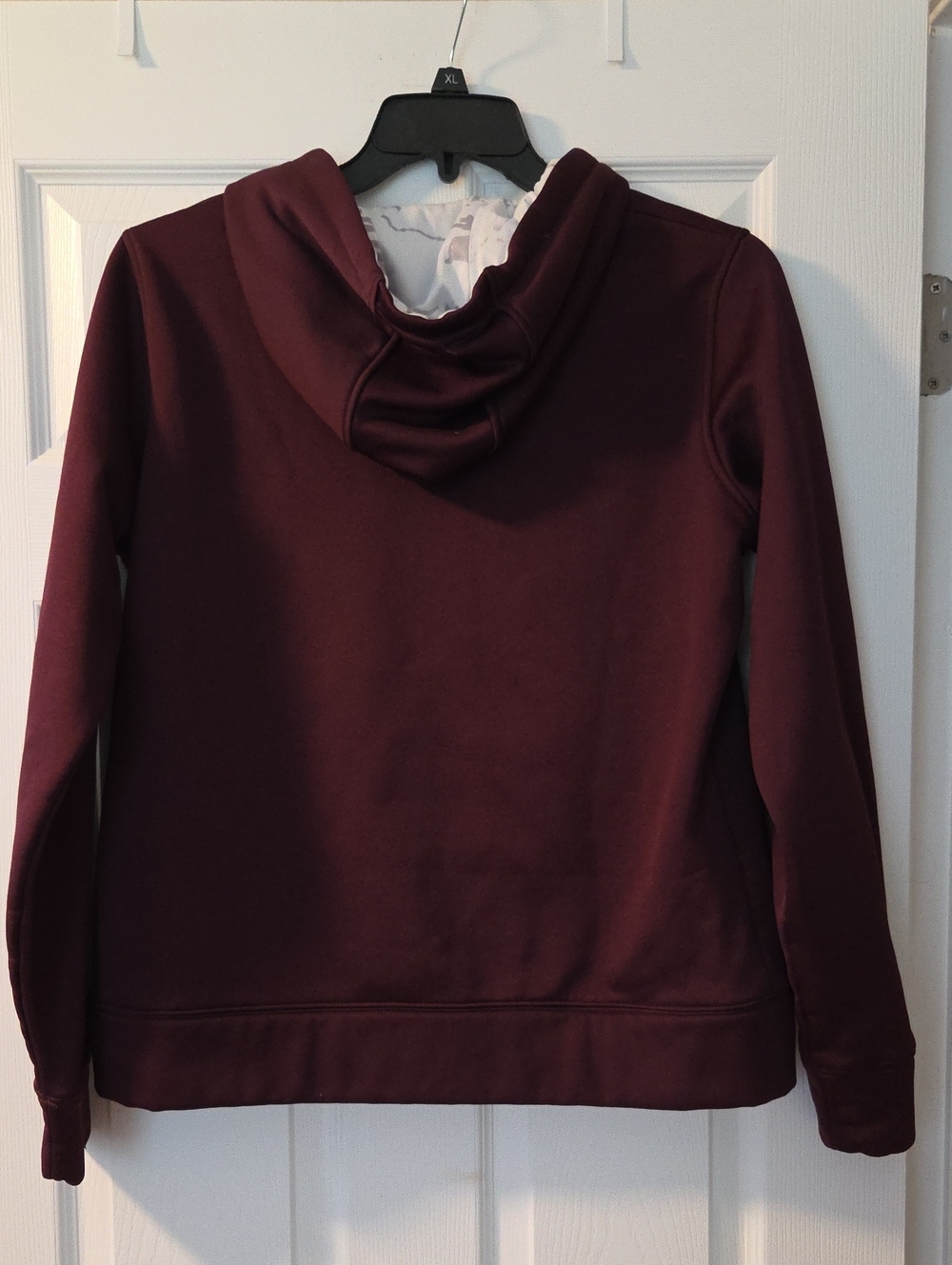 Under Armour Sz L Hoodie - Picture 4 of 4